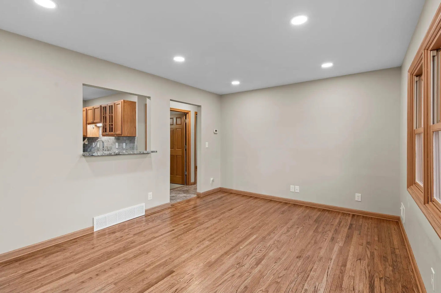 4209 Diamond Drive, Eagan, MN 55122