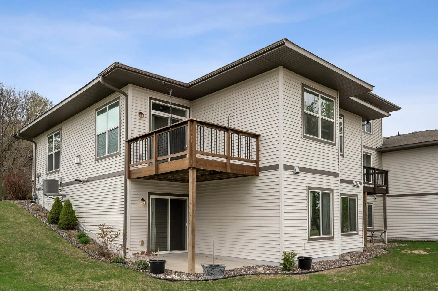1323 Lylewood Parkway, Carver, MN 55315