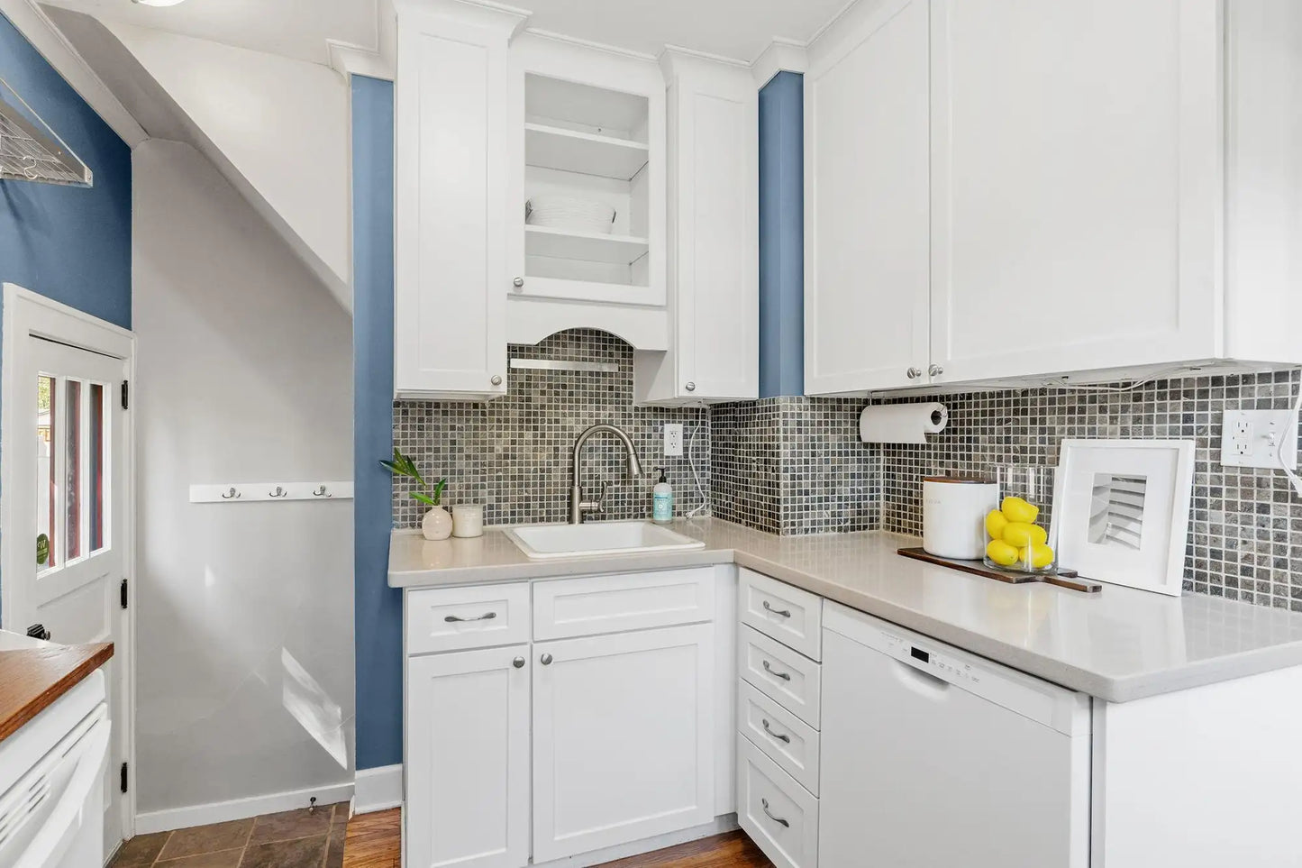 3126 Hayes Street, Minneapolis, MN 55418
