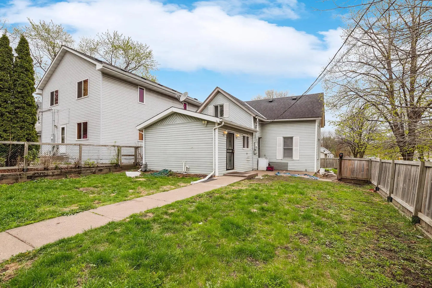 879 3rd Street, Saint Paul, MN 55106