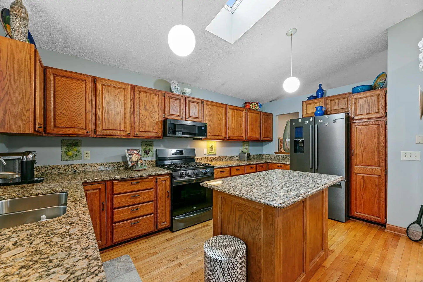 4253 140th Street, Savage, MN 55378
