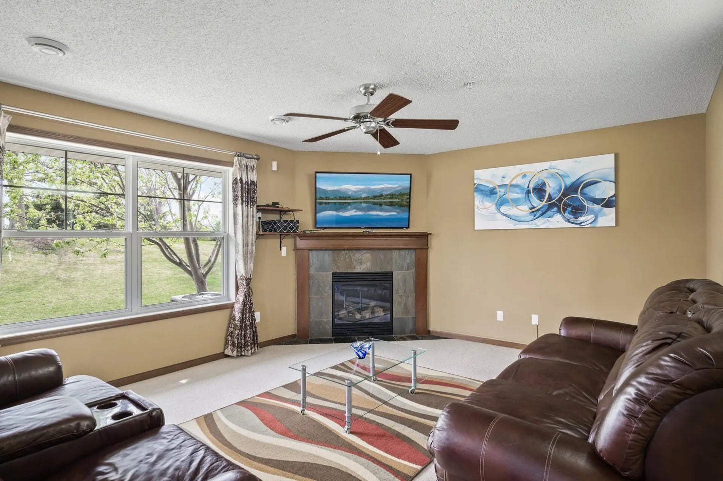 15860 60th Avenue, Plymouth, MN 55446