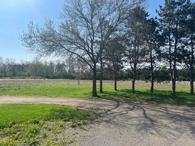 13774 Furuby Road, Center City, MN 55012