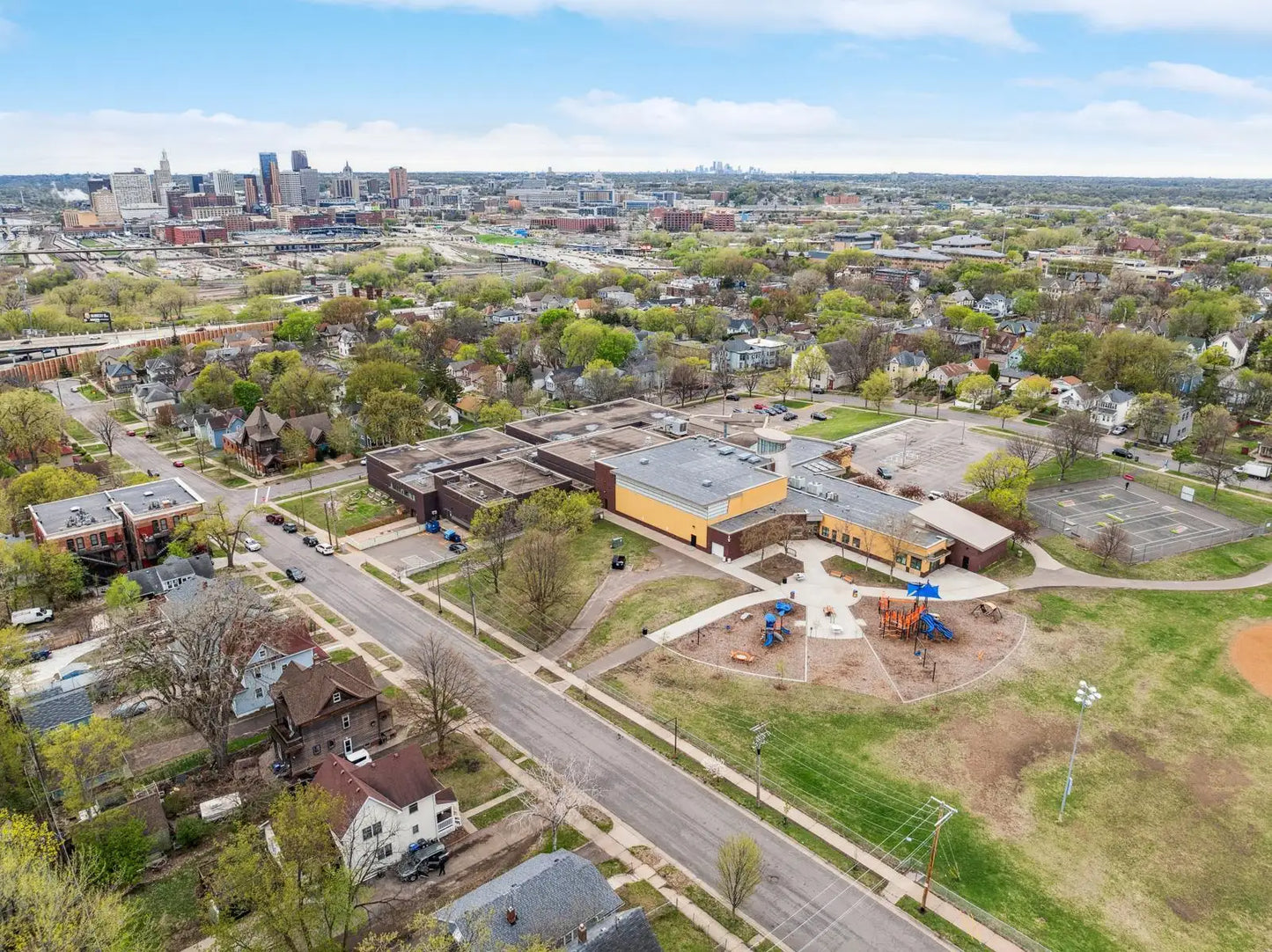 879 3rd Street, Saint Paul, MN 55106