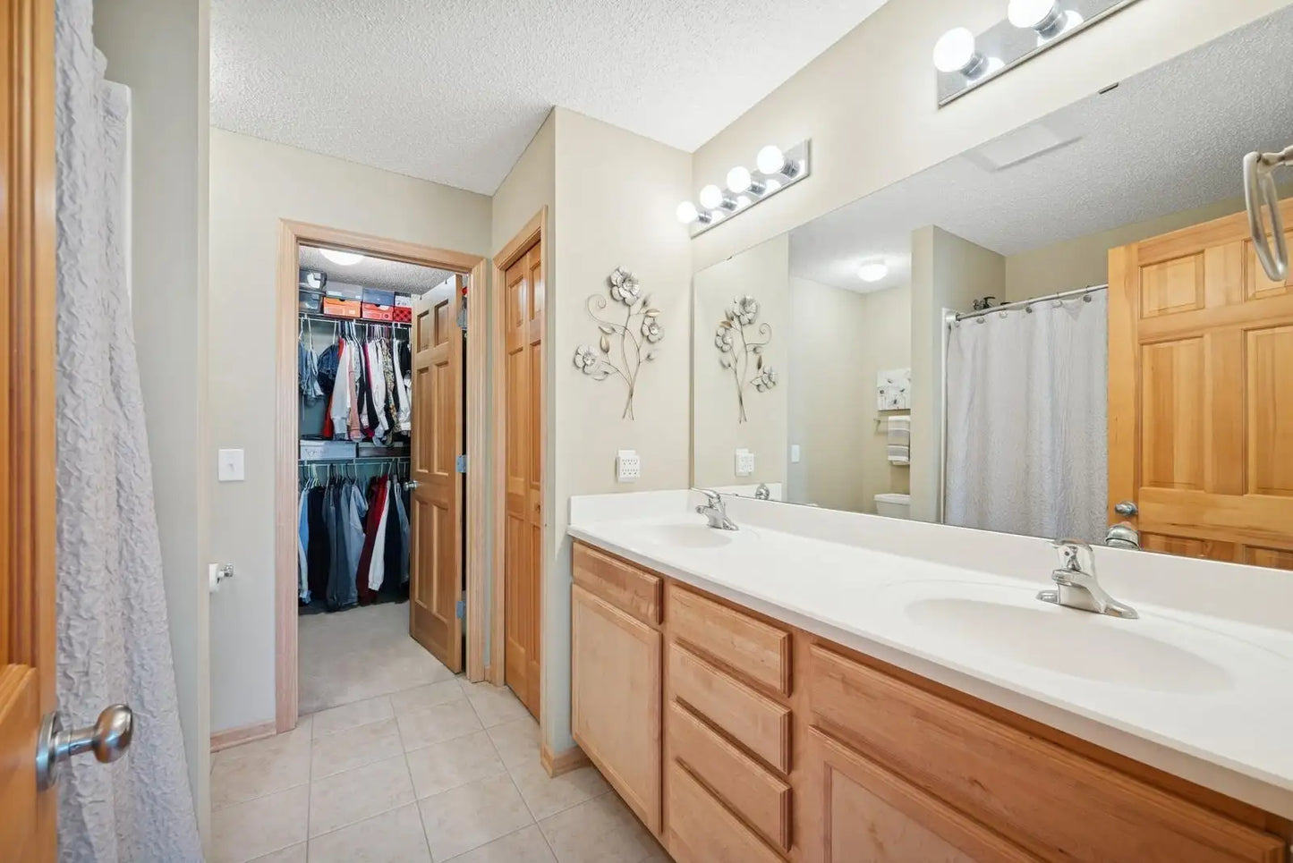 4765 Victor Path, Hugo, MN 55038