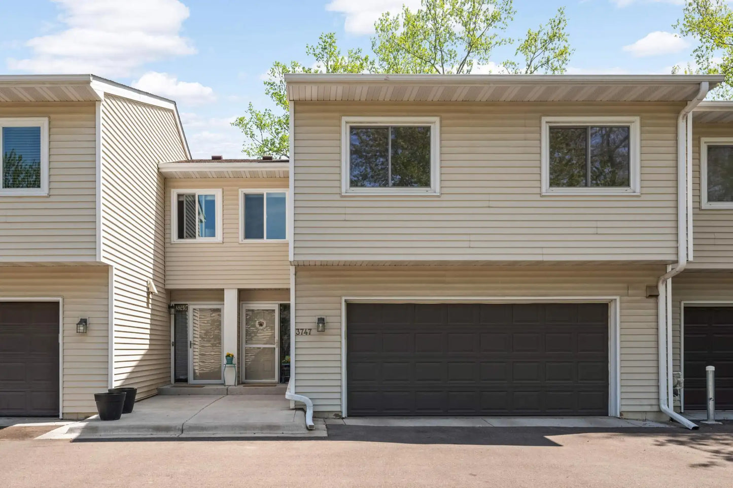 3747 Foss Road, Saint Anthony, MN 55421