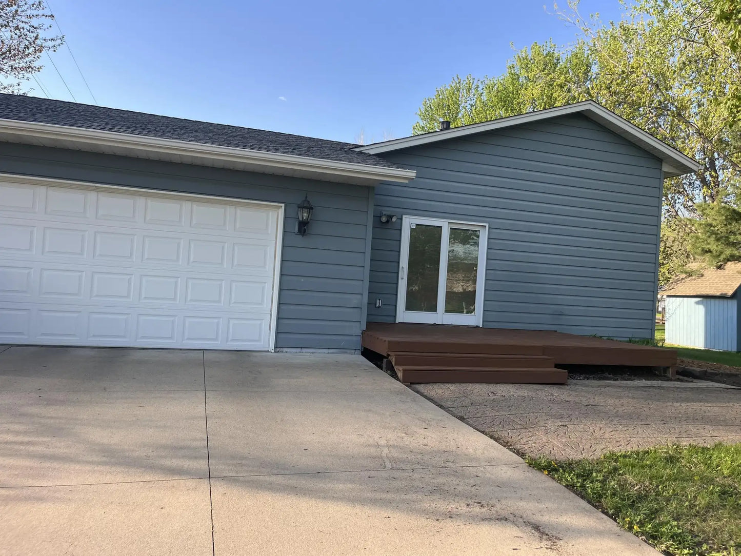 7940 Xerxes Avenue, Brooklyn Park, MN 55444