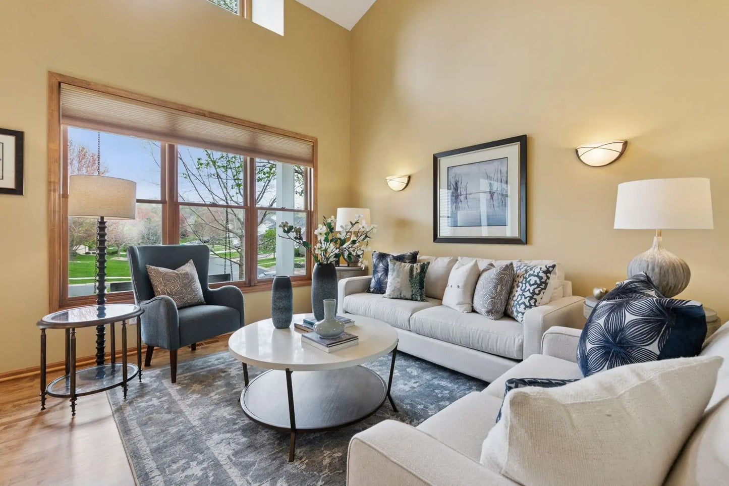 4633 Stonecliffe Drive, Eagan, MN 55122