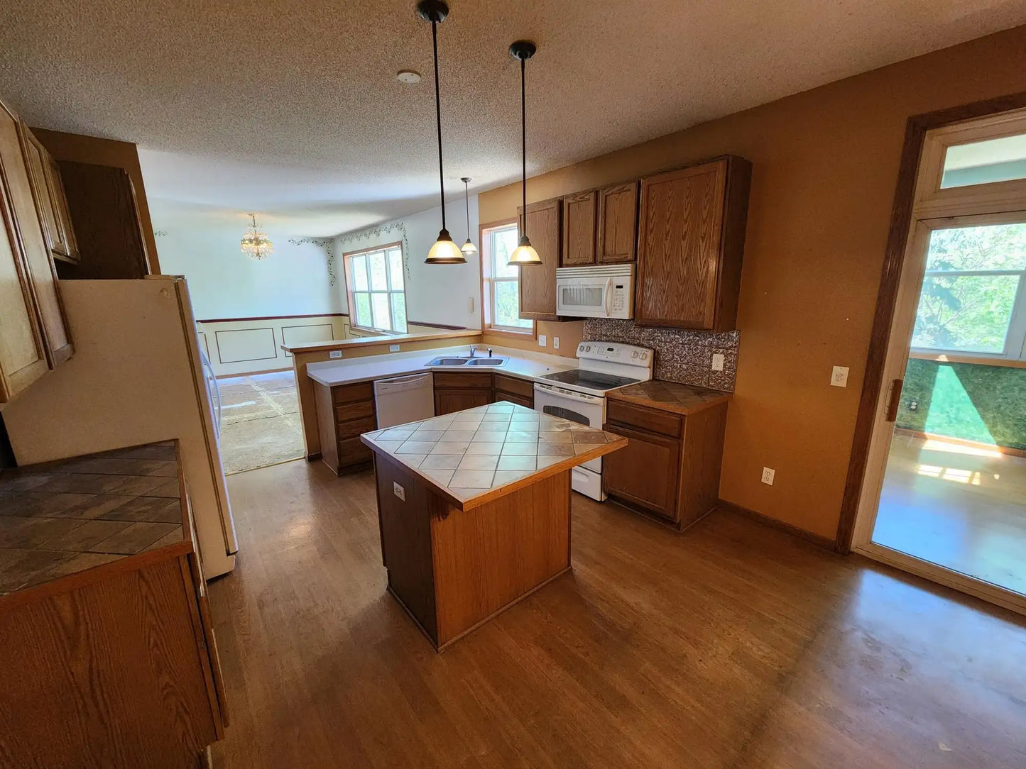 3458 Savannah Avenue, White Bear Lake, MN 55110
