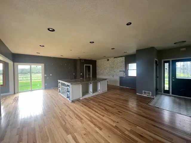 13774 Furuby Road, Center City, MN 55012