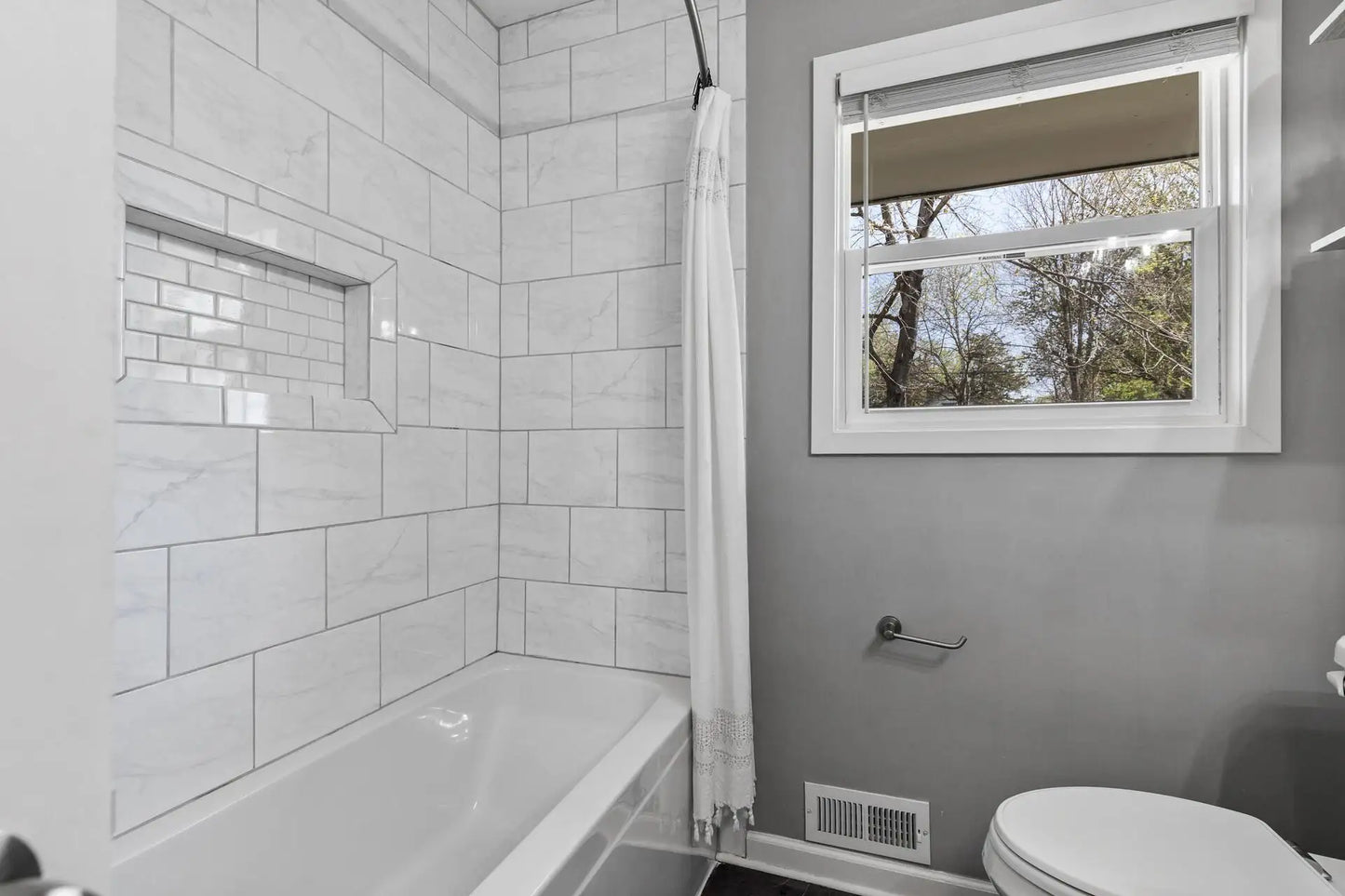10709 Abbott Avenue, Bloomington, MN 55431