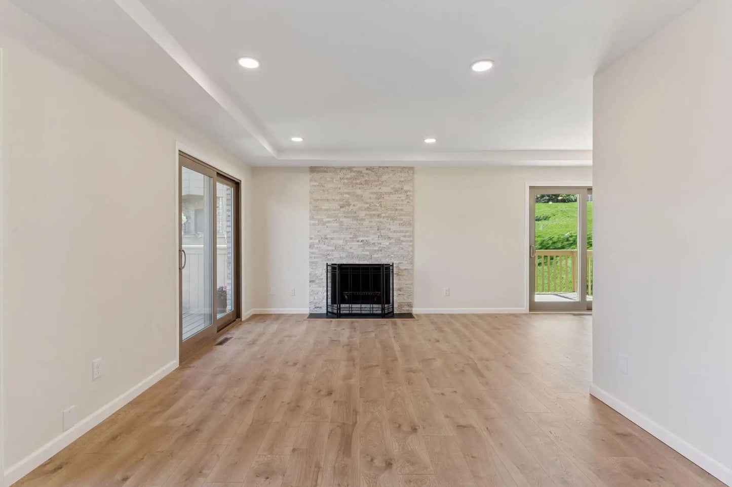 2209 Stroden Circle, Golden Valley, MN 55427