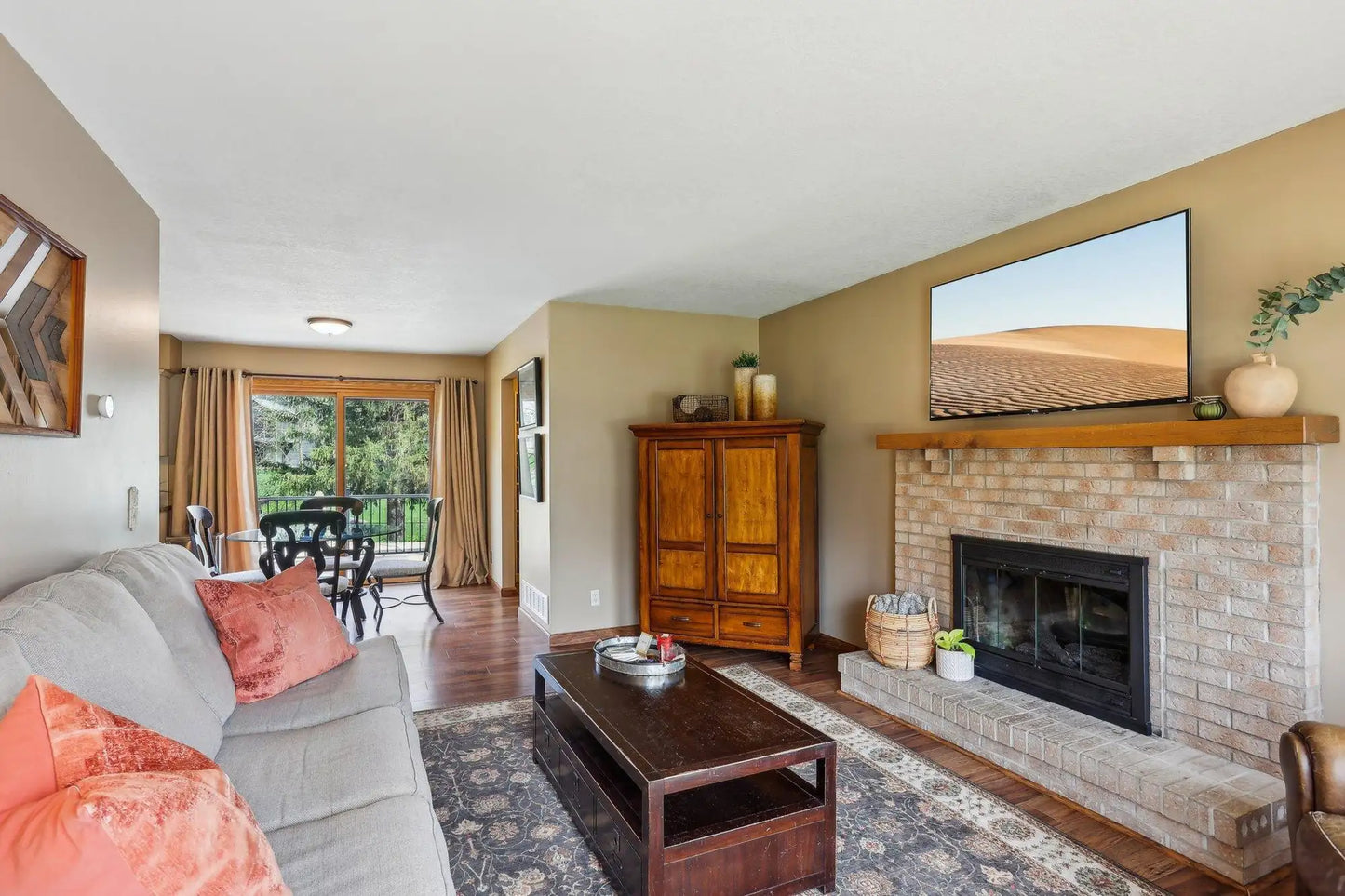 3676 Ashbury Road, Eagan, MN 55122