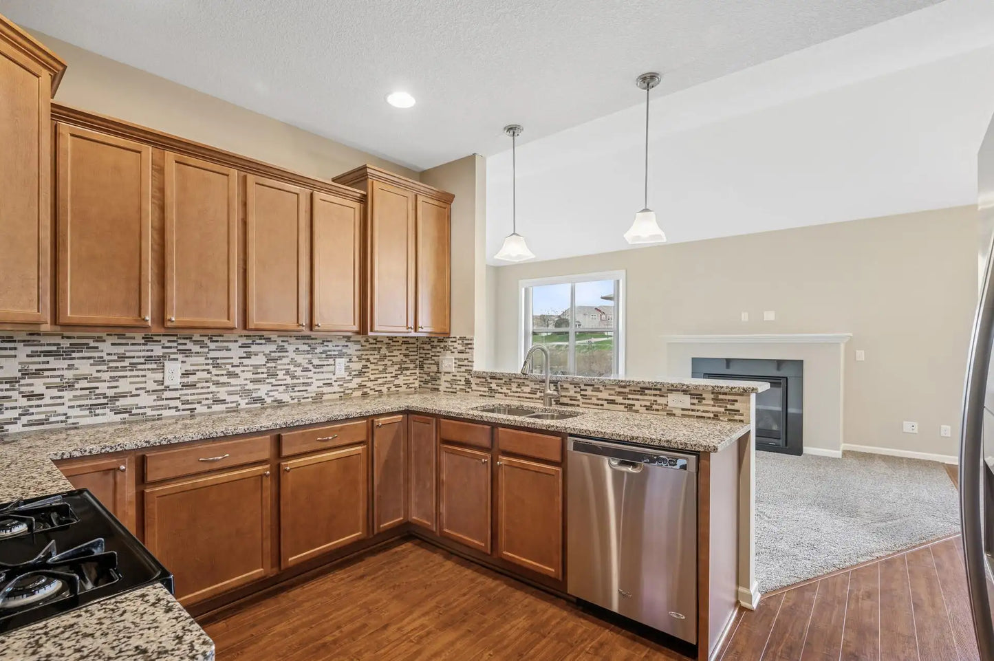1323 Lylewood Parkway, Carver, MN 55315