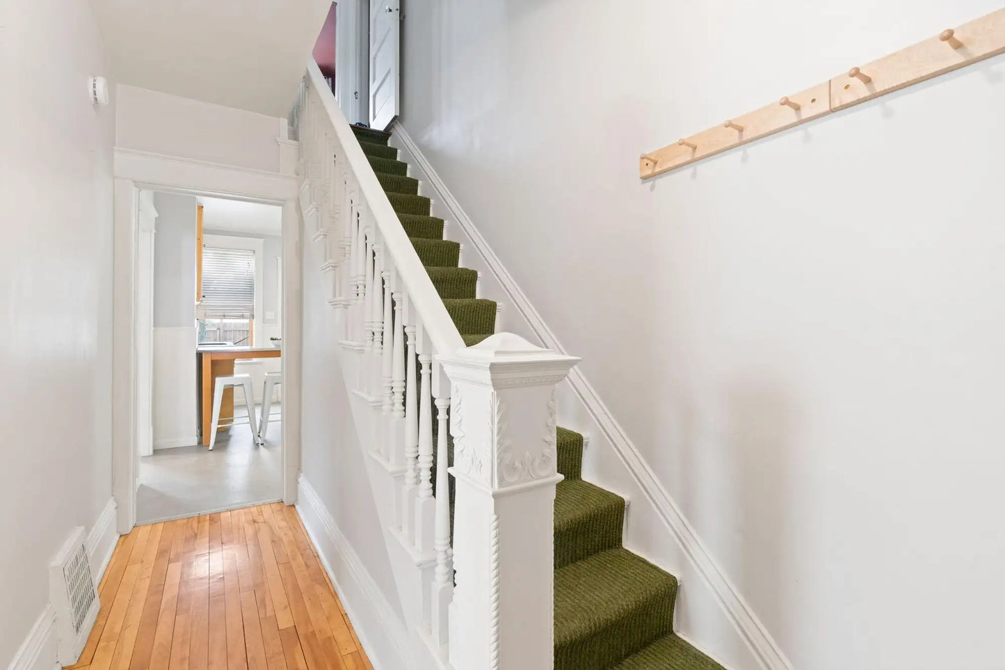 1033 Churchill Street, Saint Paul, MN 55103