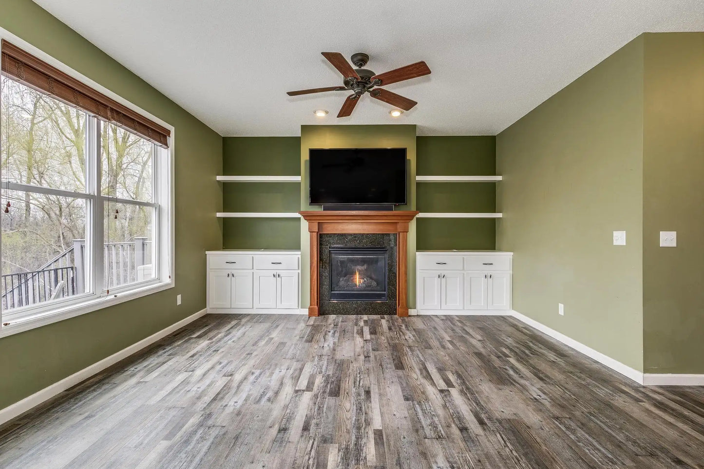 4947 Hamlet Avenue, Oakdale, MN 55128