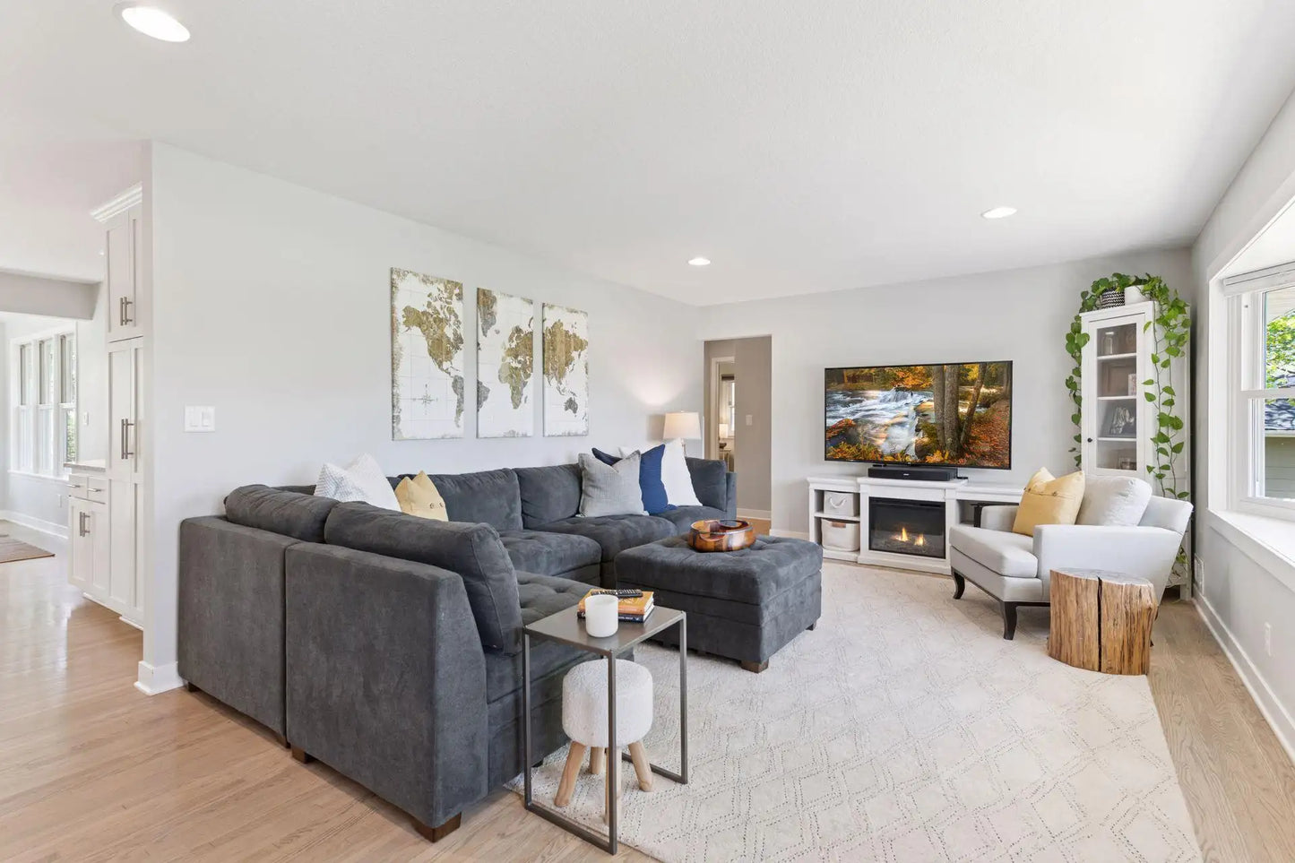 7182 Harold Avenue, Golden Valley, MN 55427