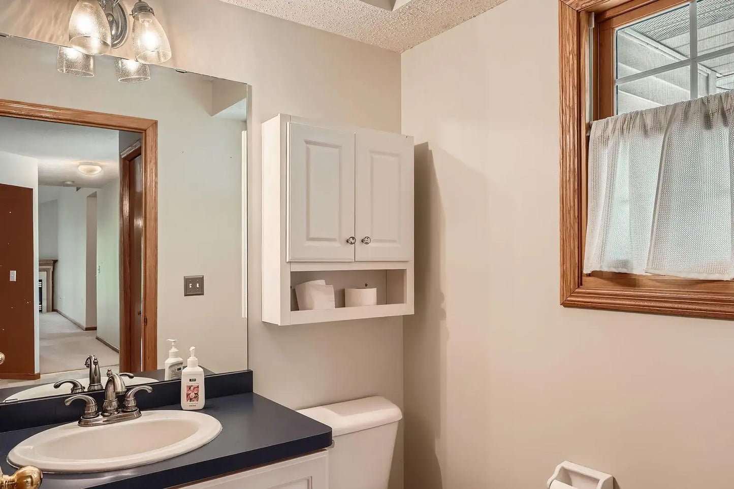 6850 Benton Way, Inver Grove Heights, MN 55076
