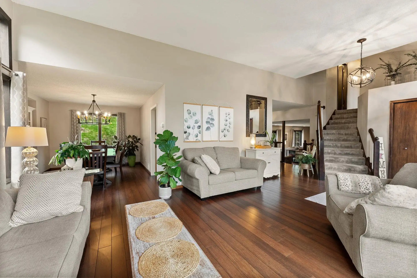 1421 Horseshoe Circle, Eagan, MN 55122