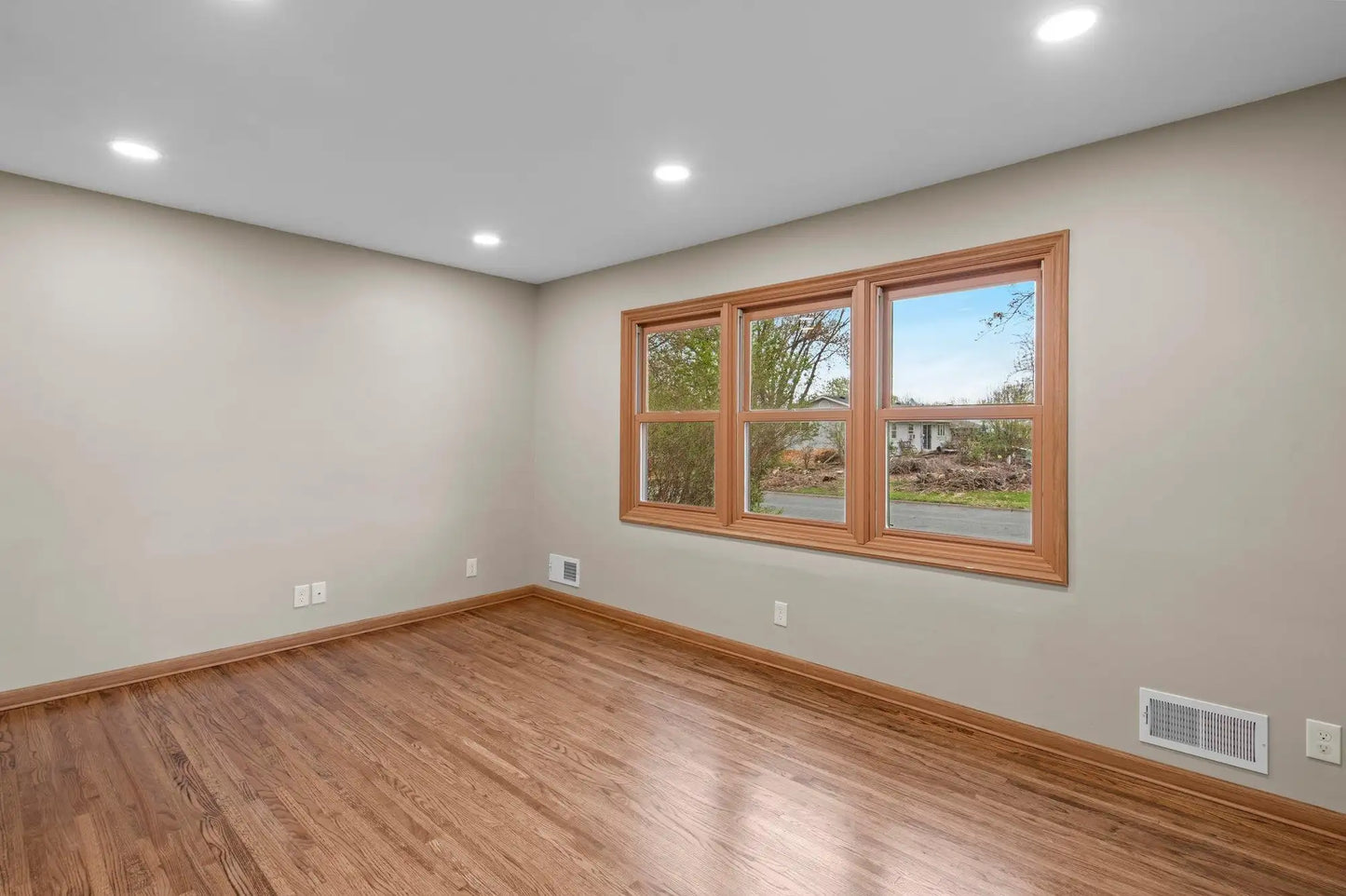 4209 Diamond Drive, Eagan, MN 55122