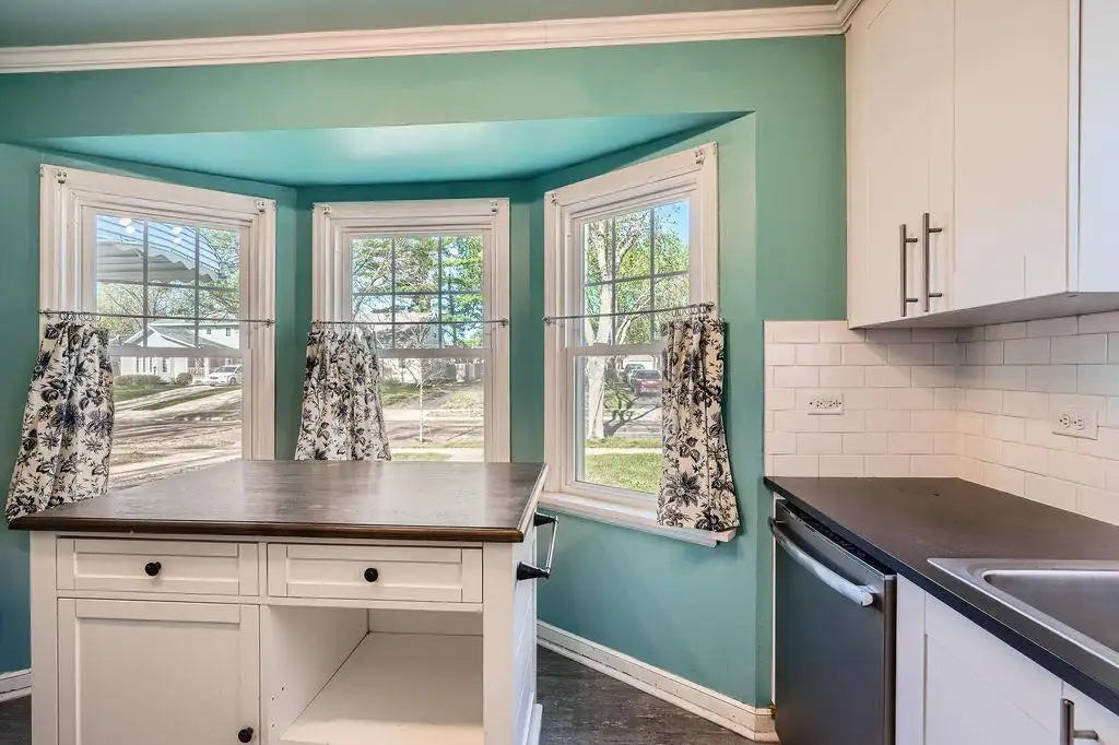 3933 Zarthan Avenue, Saint Louis Park, MN 55416