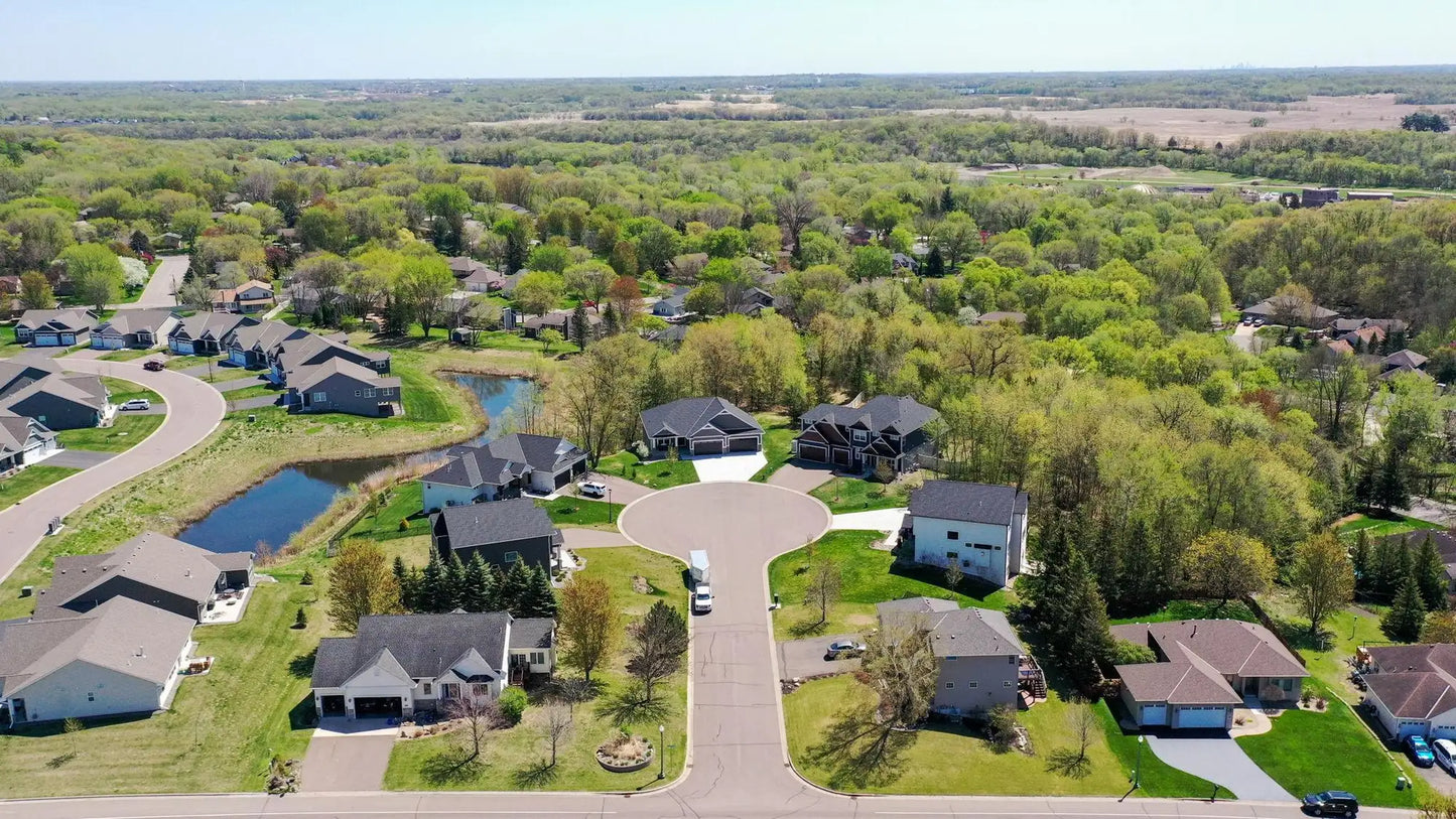 422 Overlook Circle, Saint Michael, MN 55376