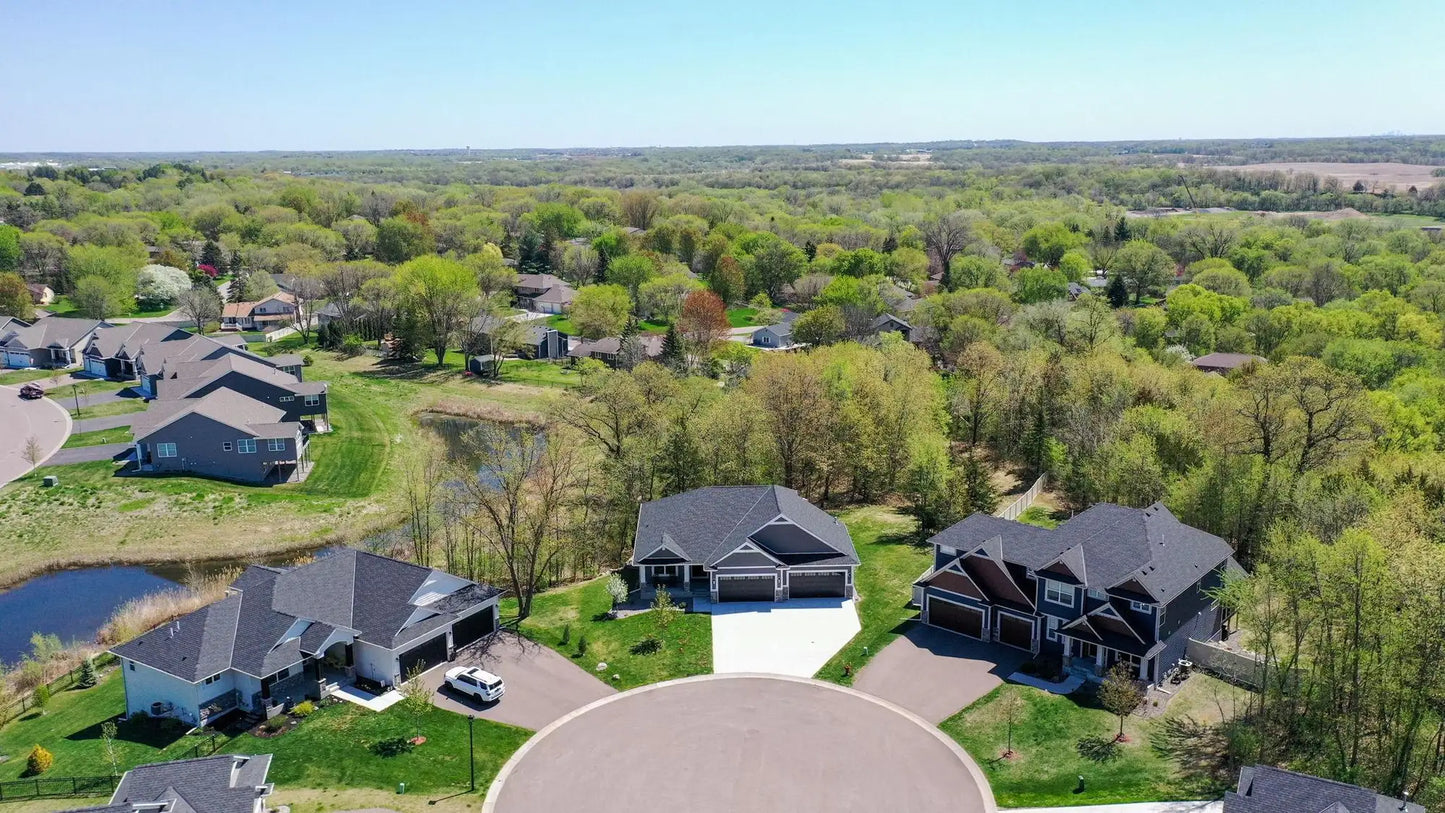 422 Overlook Circle, Saint Michael, MN 55376
