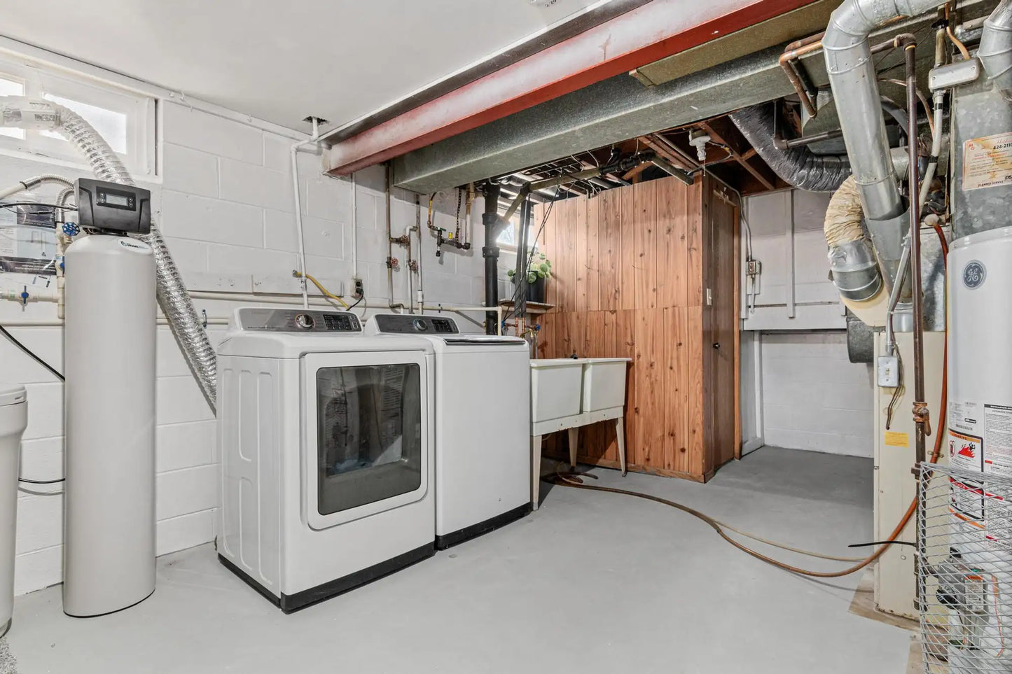 6431 June Avenue, Brooklyn Center, MN 55429