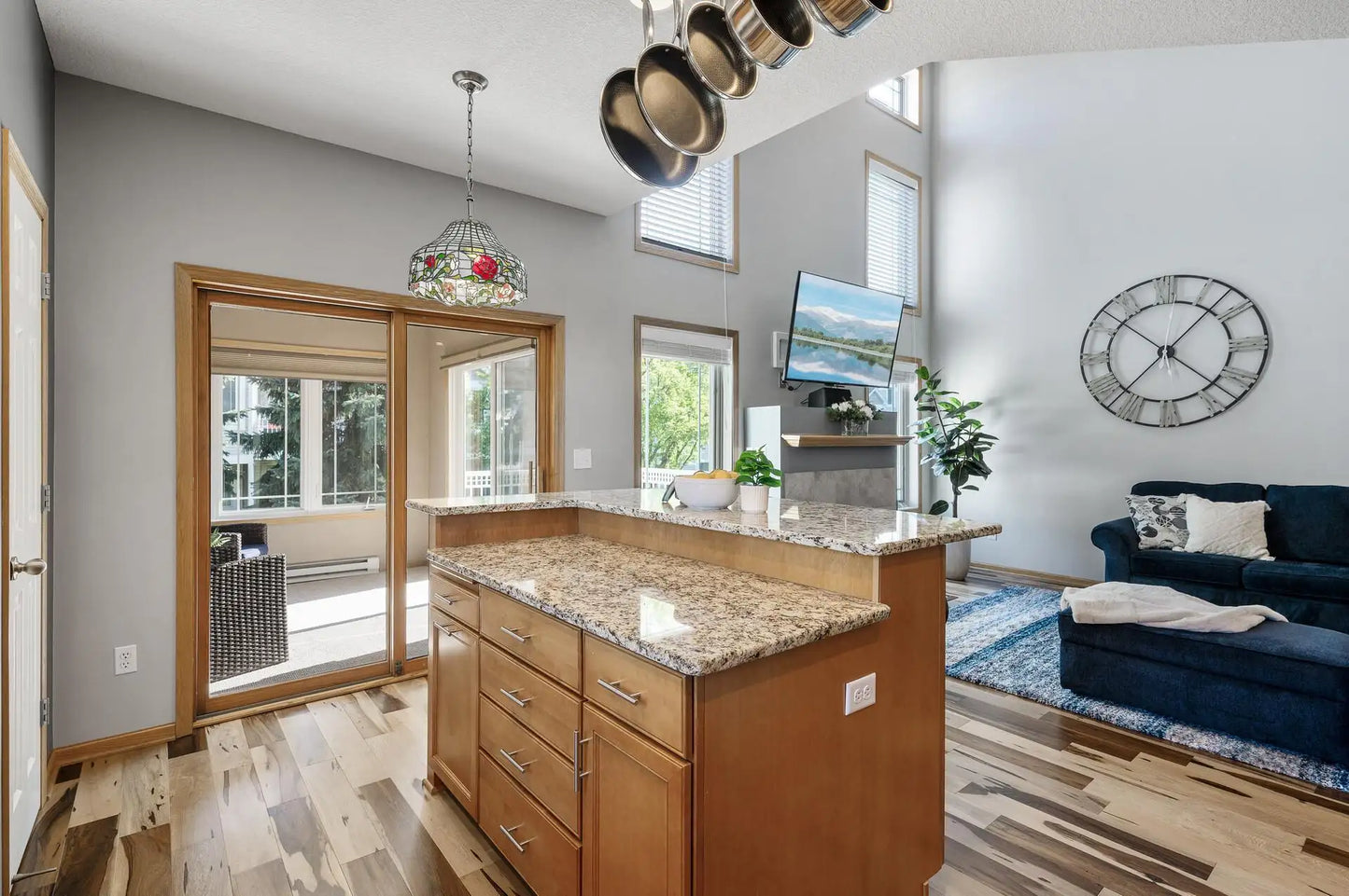 10531 Bay View Lane, Woodbury, MN 55129