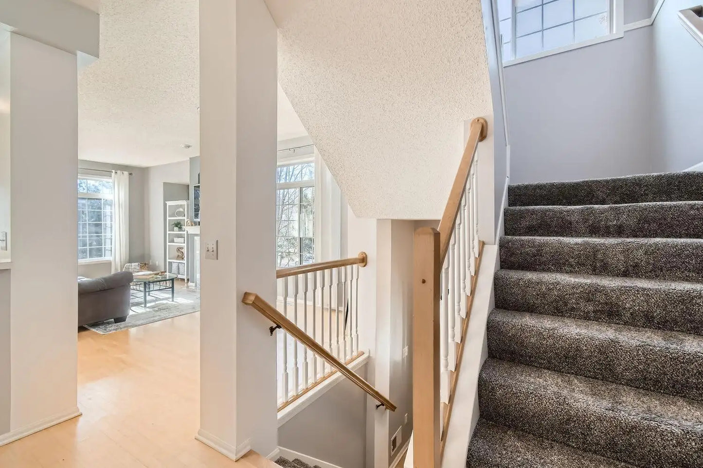 2311 Eagle Trace Lane, Woodbury, MN 55129