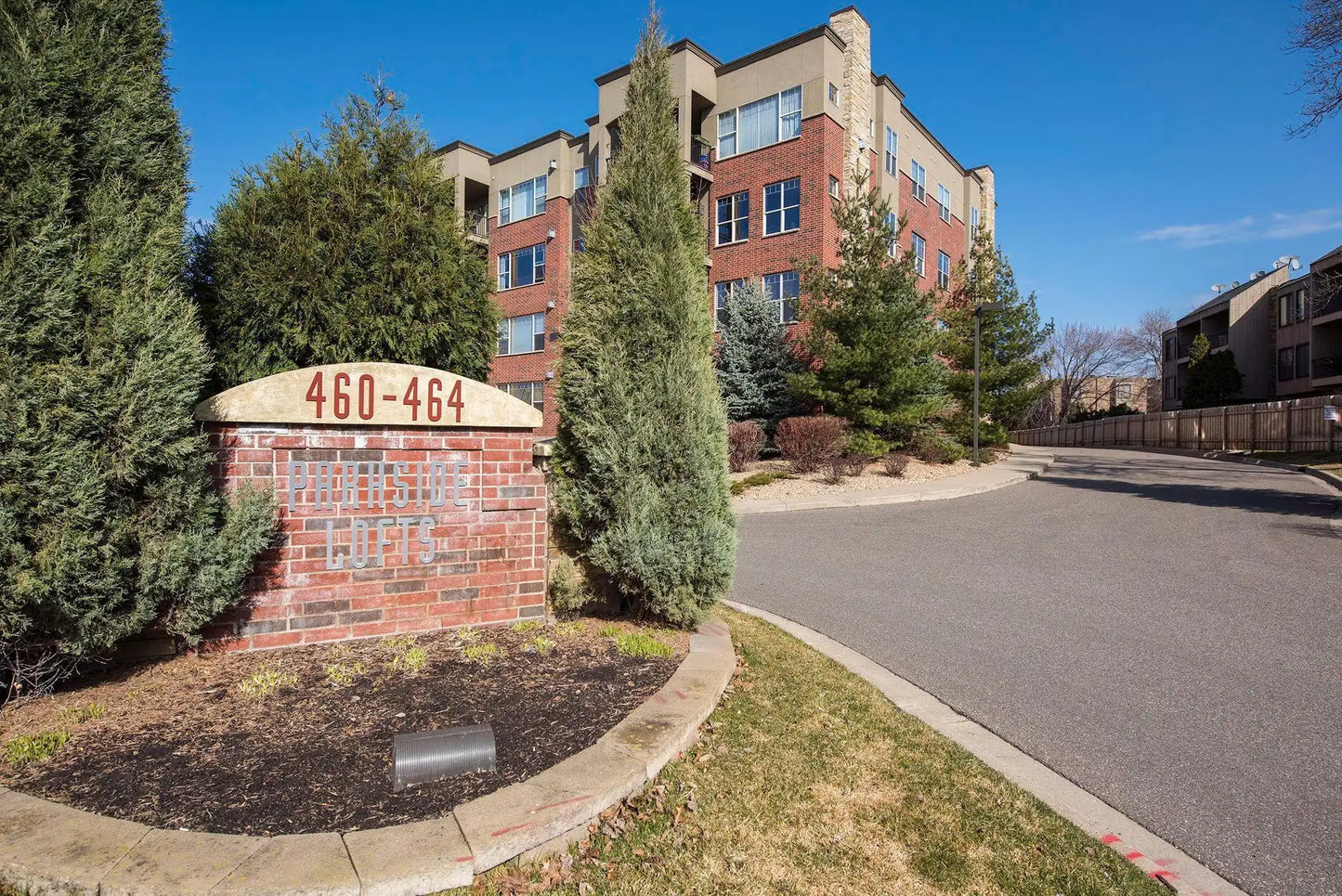 460 Ford Road, Saint Louis Park, MN 55426