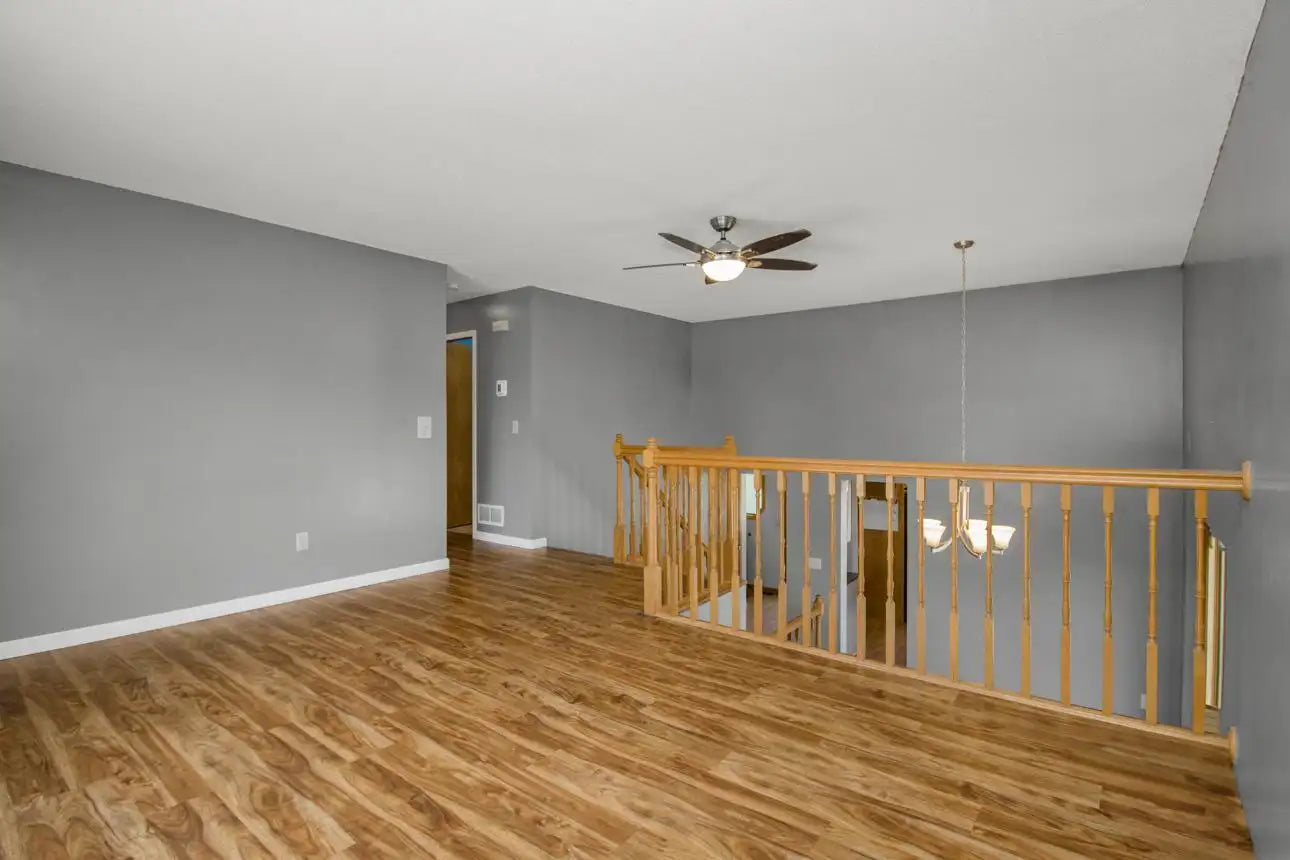 4975 Heather Ridge Road, Oakdale, MN 55128