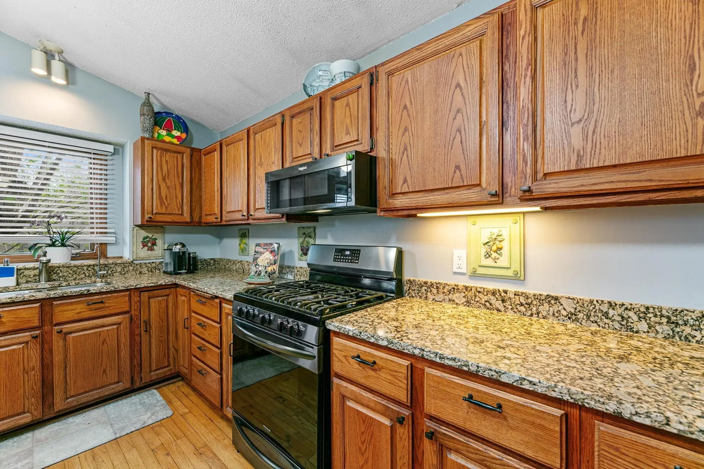 4253 140th Street, Savage, MN 55378