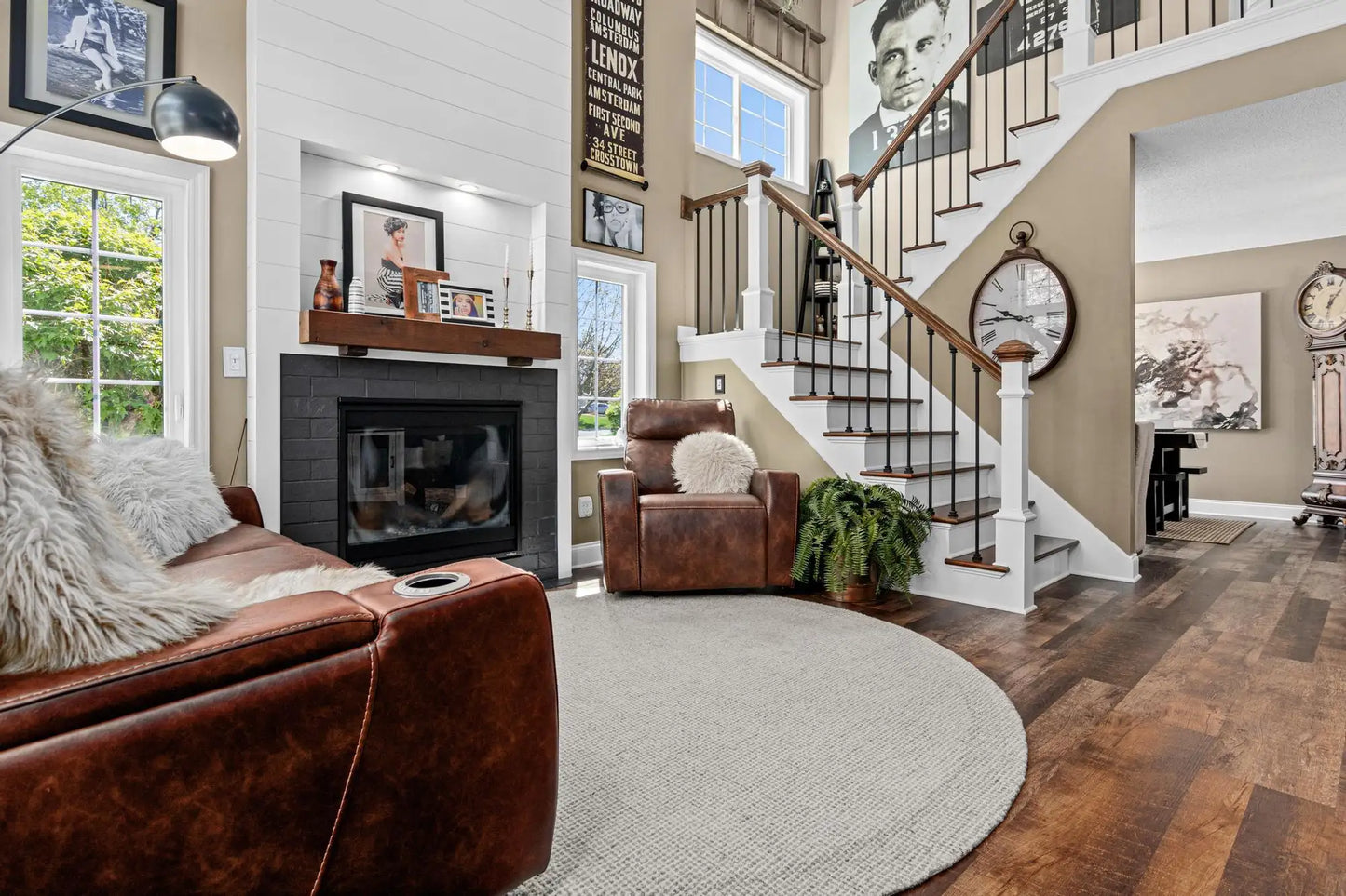 3595 Genevieve Avenue, Oakdale, MN 55128