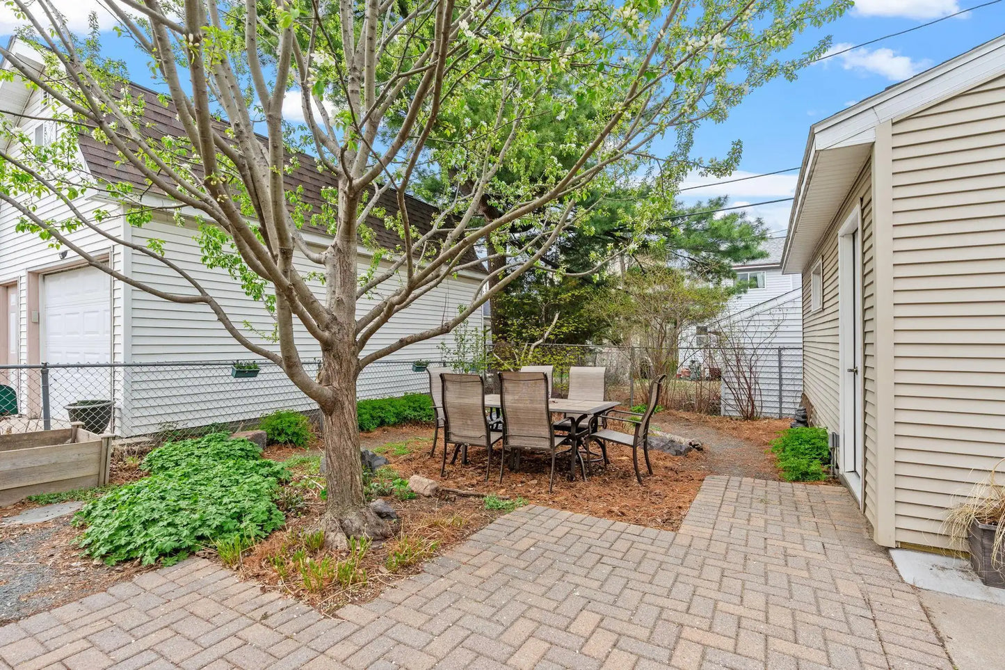 1503 Hague Avenue, Saint Paul, MN 55104