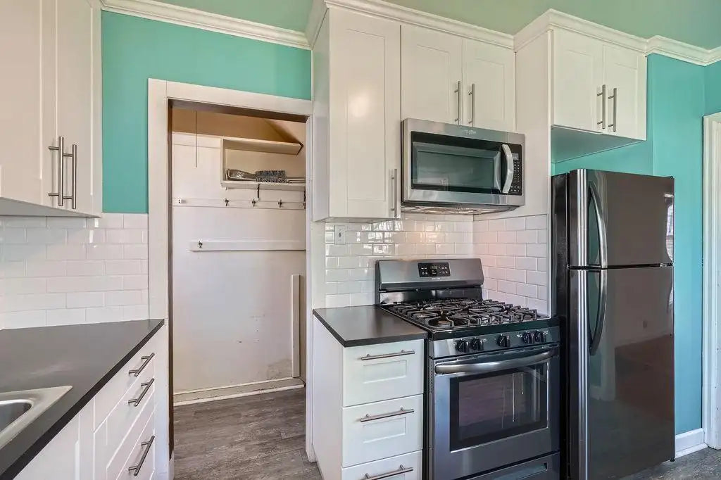 3933 Zarthan Avenue, Saint Louis Park, MN 55416
