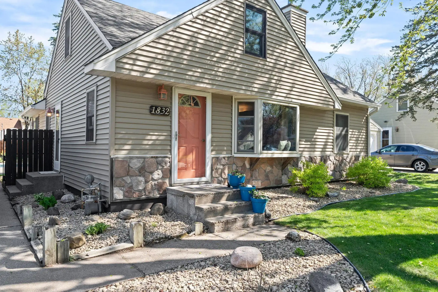 1832 Cedar Drive, New Brighton, MN 55112