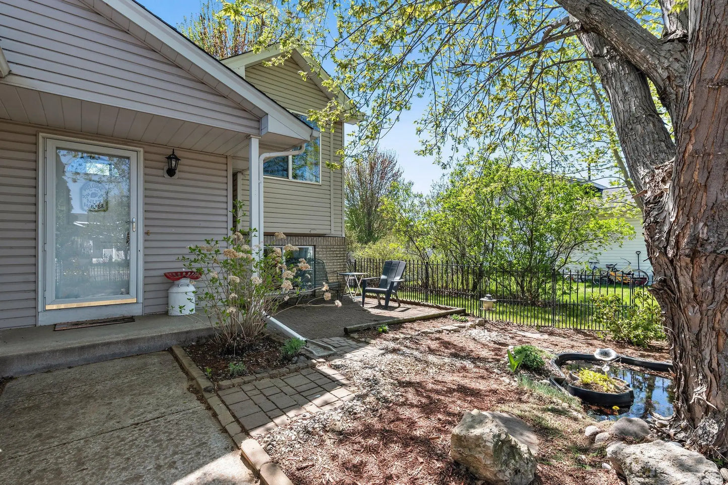 1145 Joes Lake Road, Cambridge, MN 55008