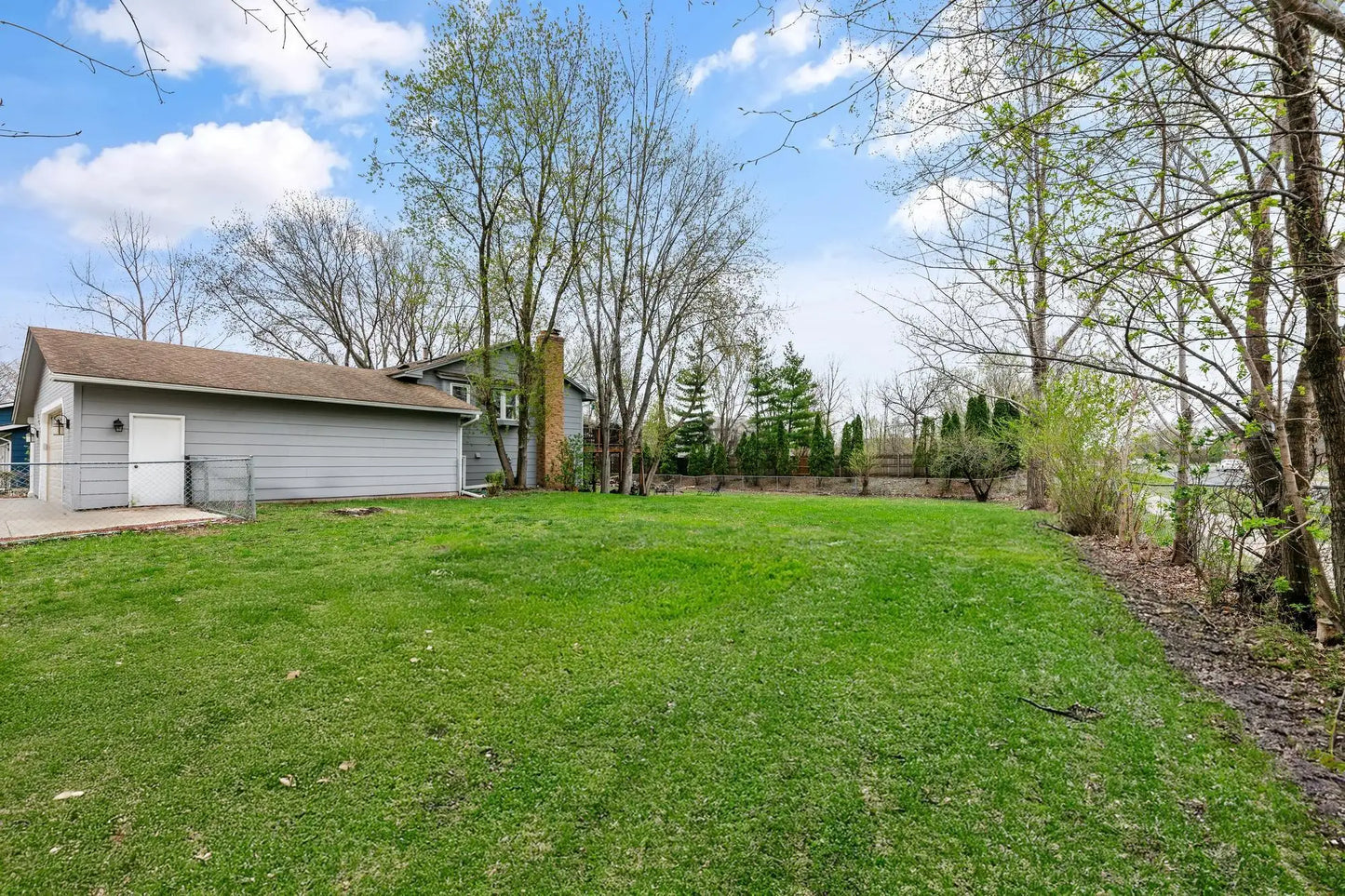 4253 140th Street, Savage, MN 55378