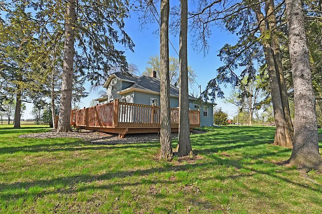 261 Fairhaven Avenue, South Haven, MN 55382