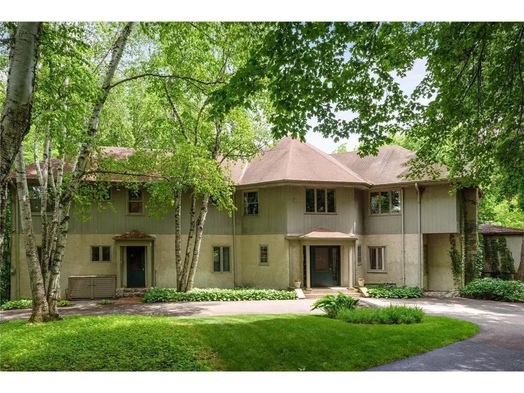 565 Ferndale Road, Wayzata, MN 55391
