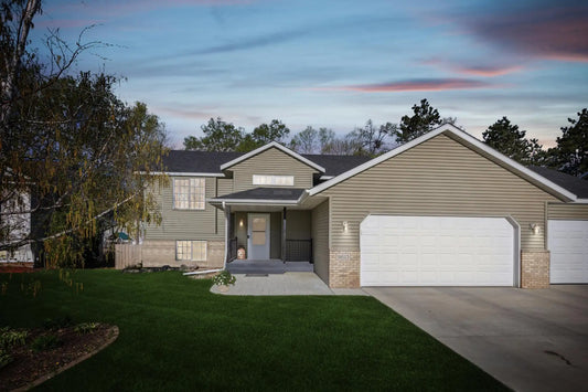 9613 River Forest Drive, Monticello, MN 55362