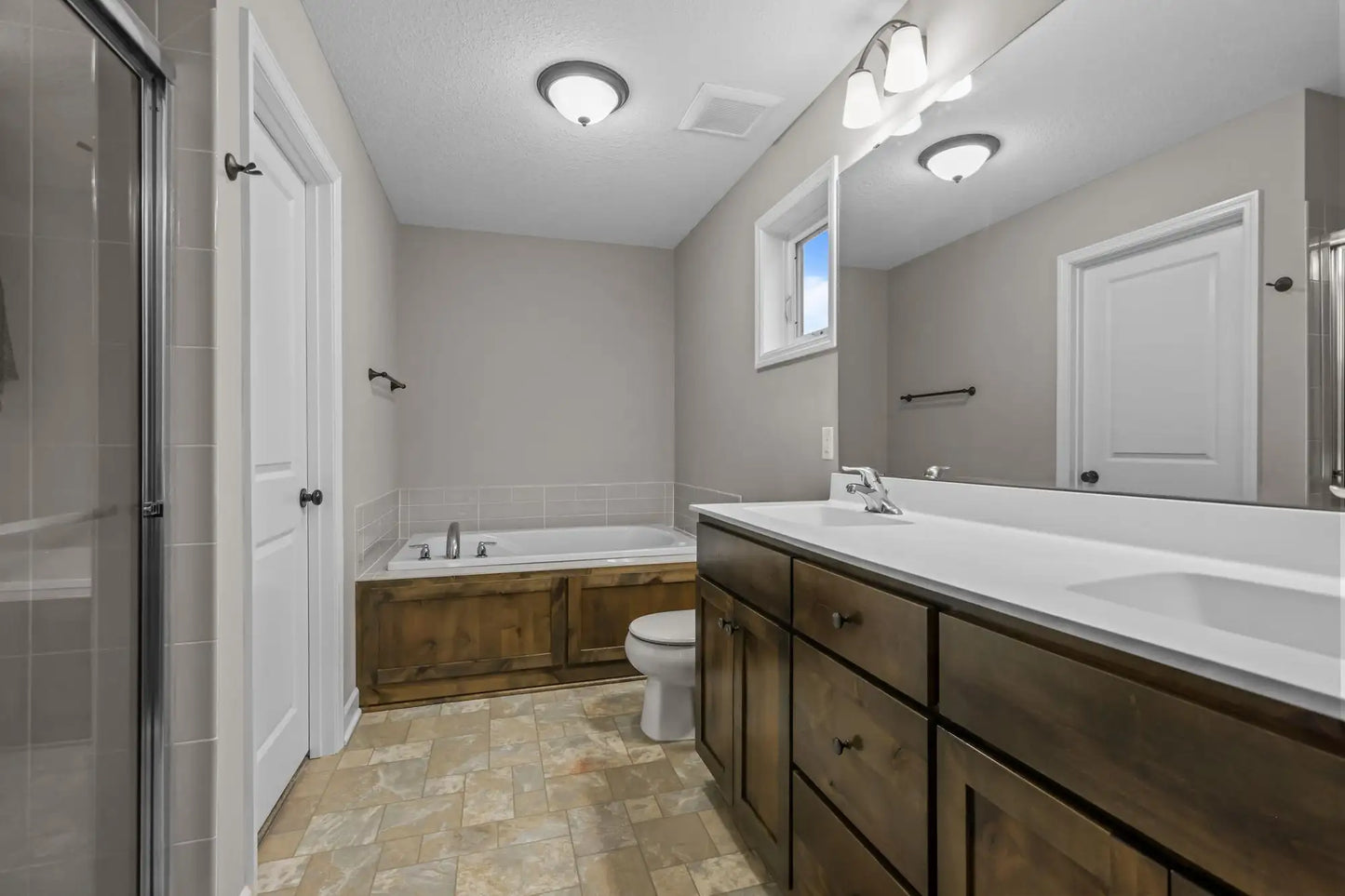 8226 158th Street, Savage, MN 55378
