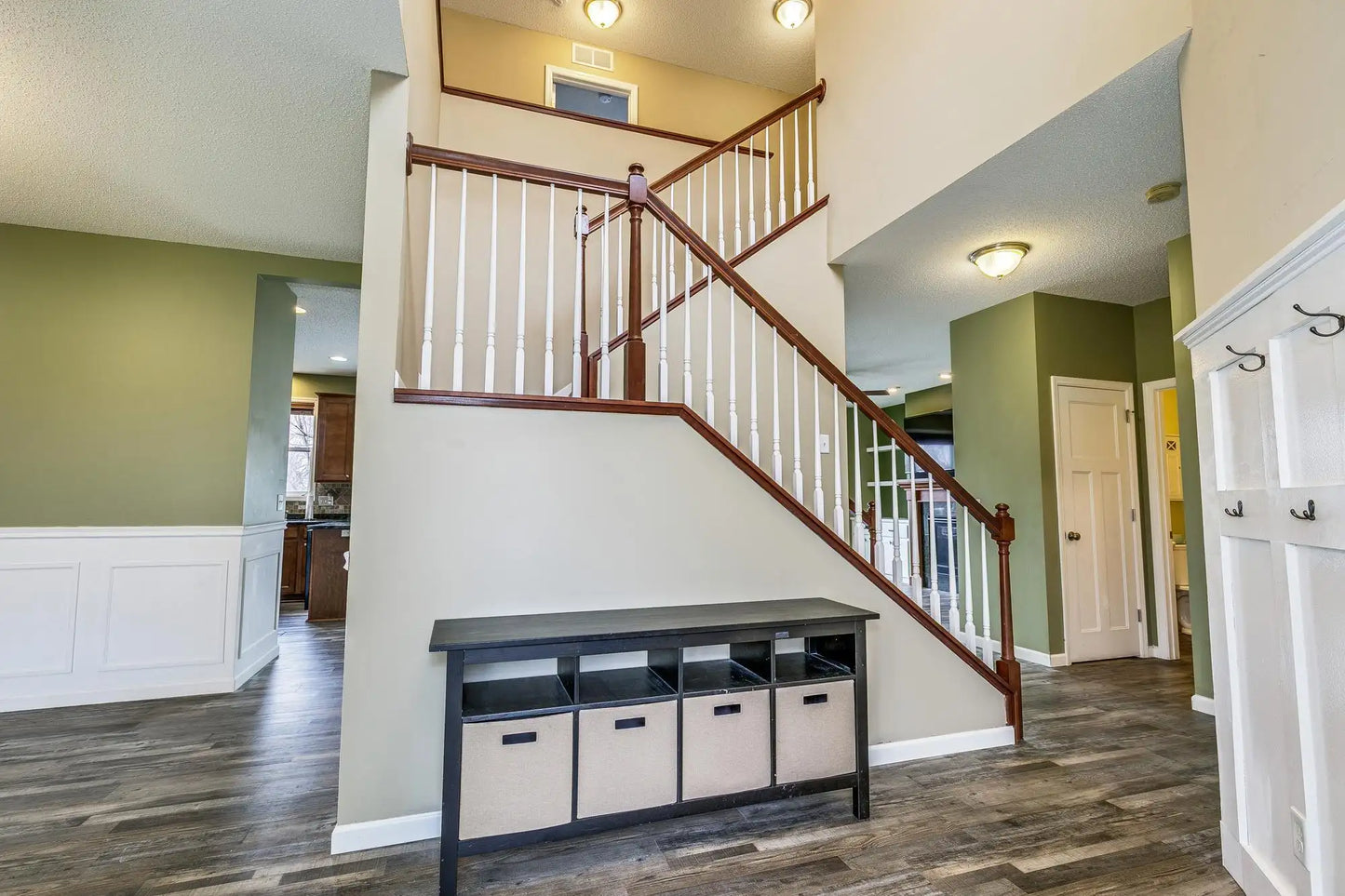 4947 Hamlet Avenue, Oakdale, MN 55128