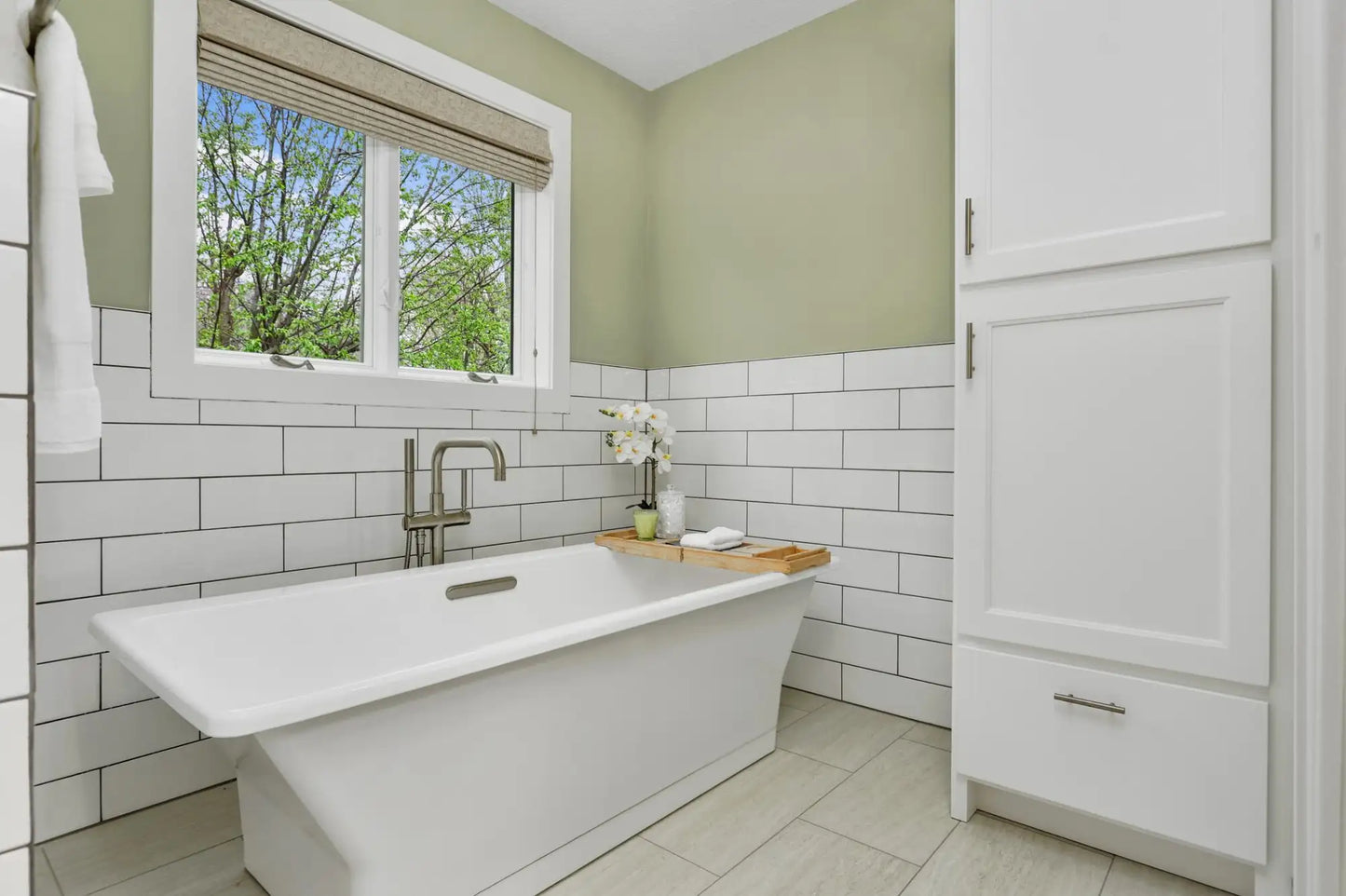 20503 Juno Trail, Lakeville, MN 55044
