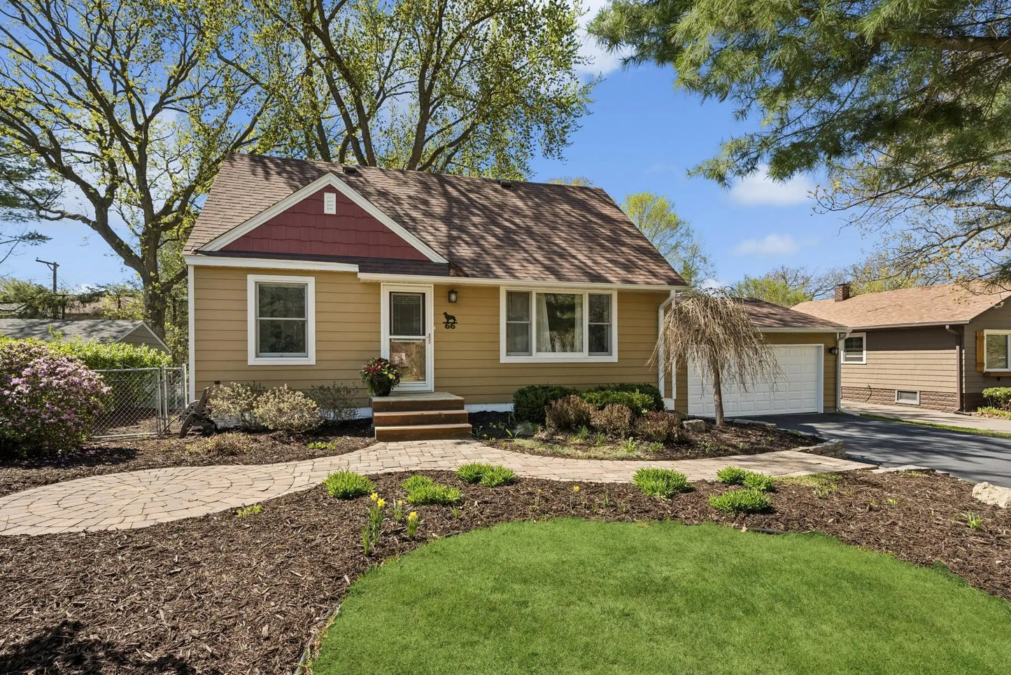 66 Hickory Street, Mahtomedi, MN 55115