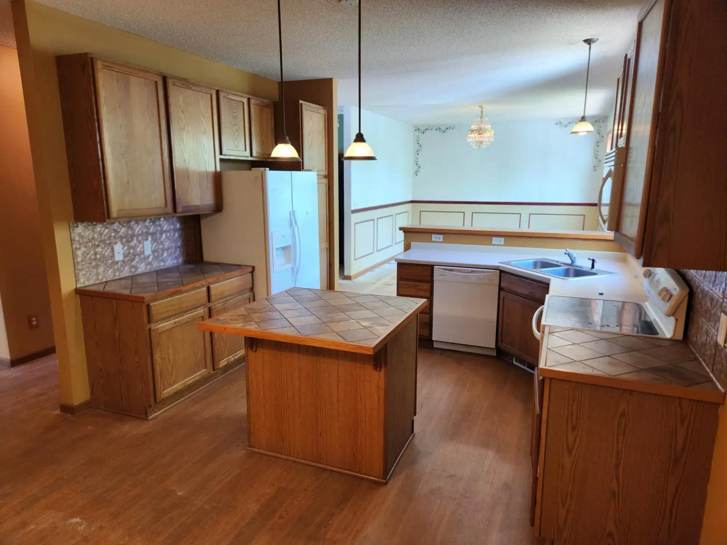 3458 Savannah Avenue, White Bear Lake, MN 55110