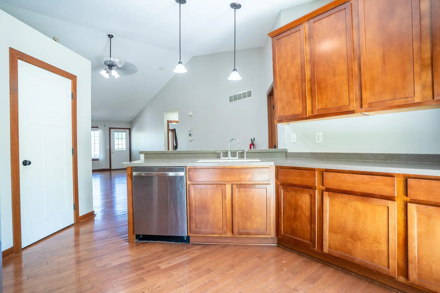 1550 Lincoln Park Drive, South Saint Paul, MN 55075
