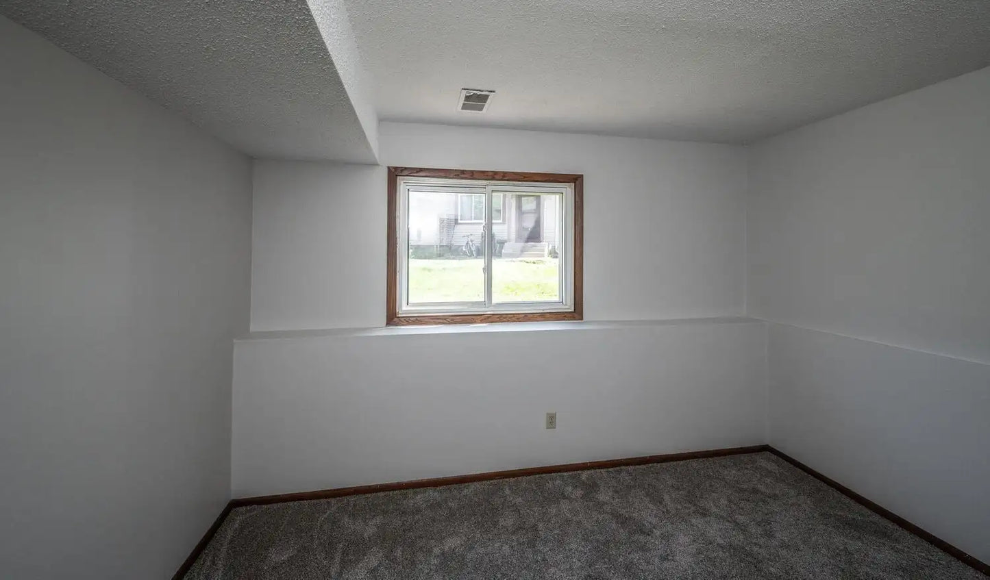 9220 29th Avenue, New Hope, MN 55427