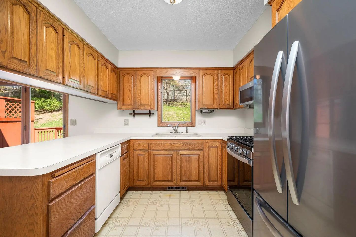 8435 Morris Circle, Bloomington, MN 55437
